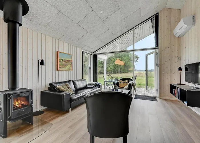 Pet Friendly In With Wifi Grenå